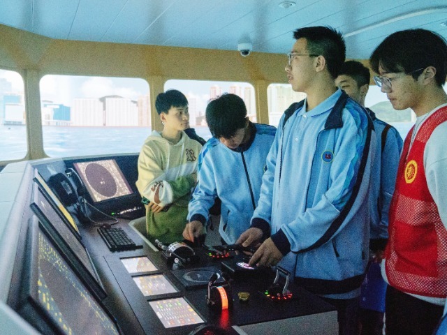 寧波正始中學高一學生走進高校體驗生涯規劃活動 學校供圖.JPG 寧波正始中學高一學生走進高校體驗生涯規劃活動 學校供圖.JPG