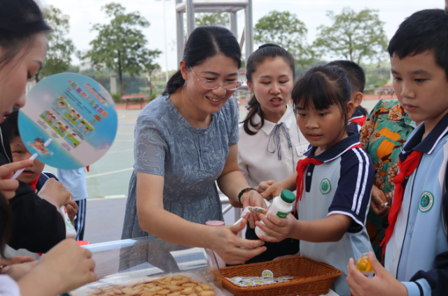 蘇朝玲.png 蘇朝玲.png